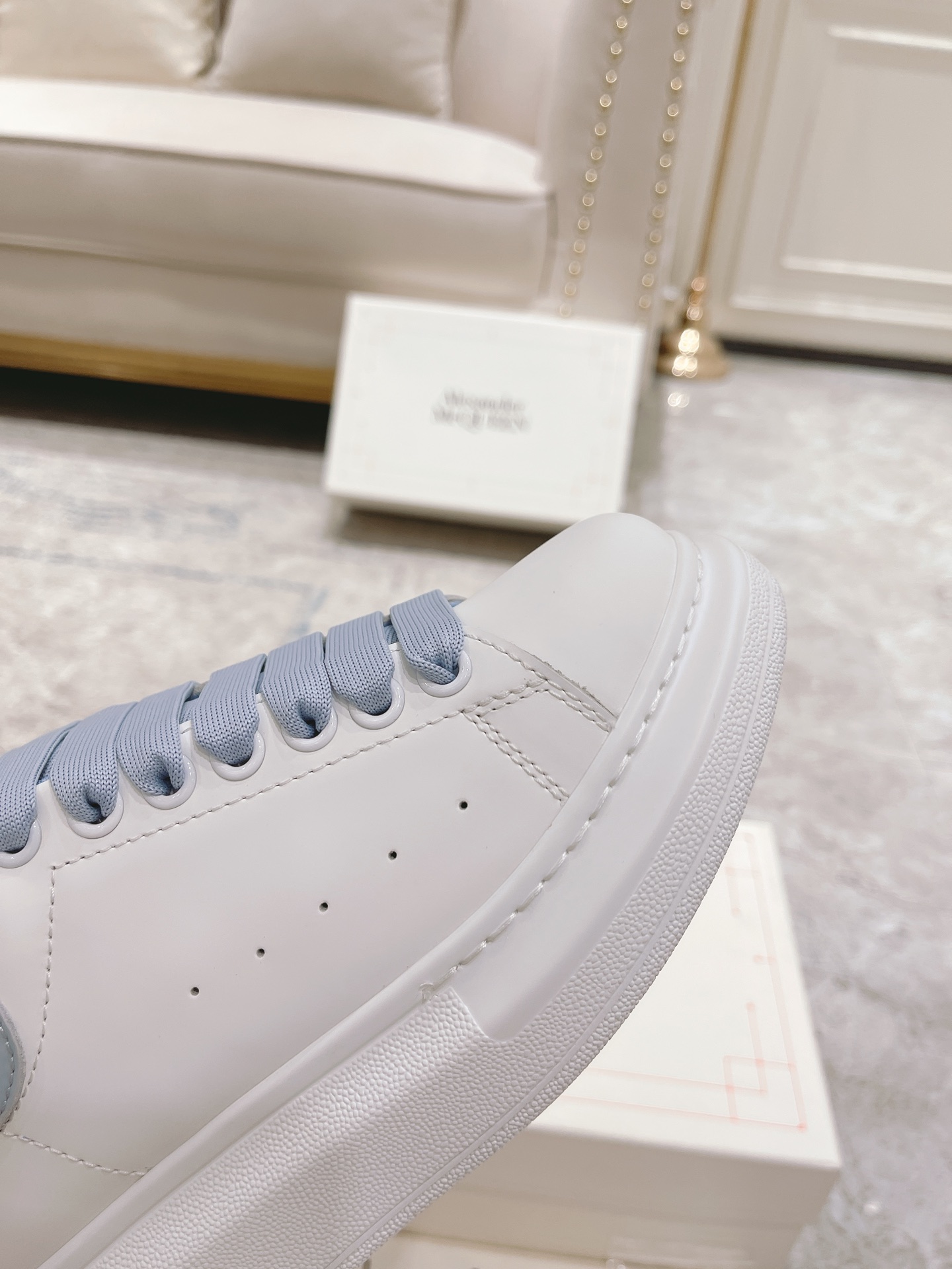 Women's high heels